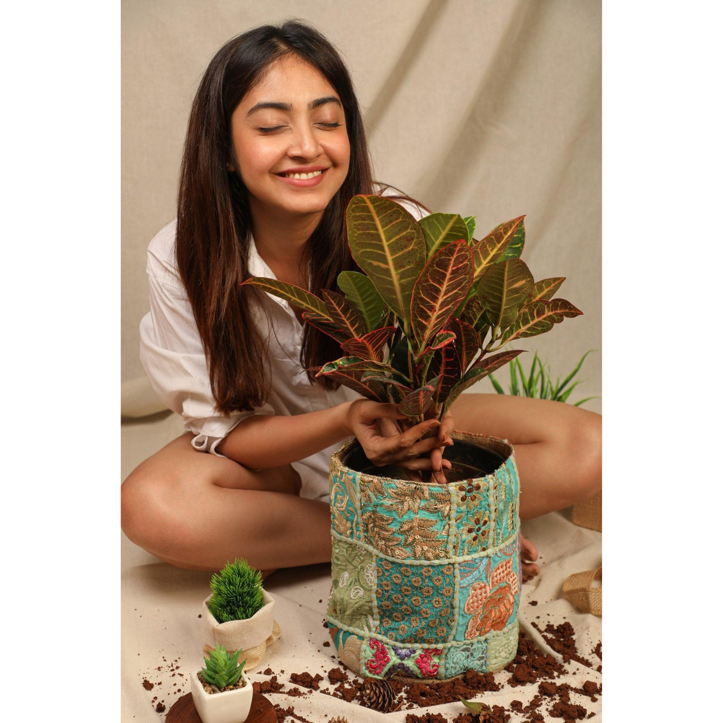 Ayuda Homes - Sea Green Pot Cover (Medium) - Totally Indian